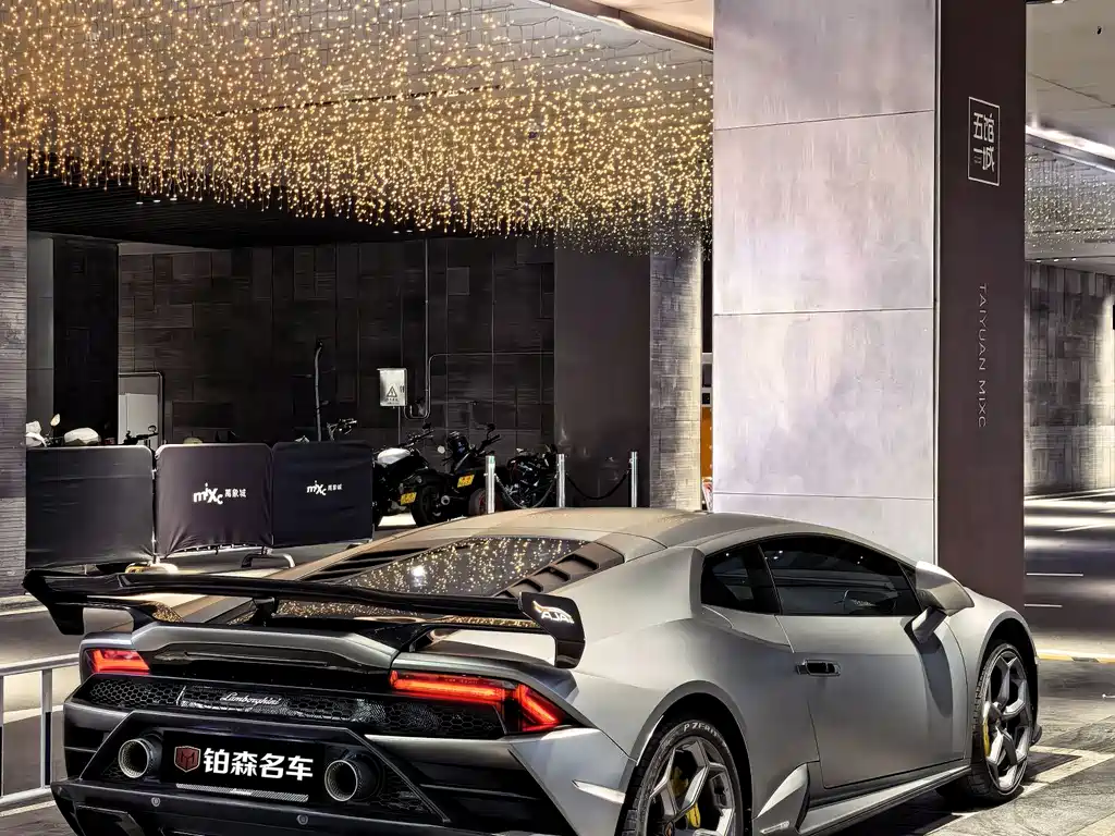 Lamborghini Huracán 2020 Huracán EVO RWD