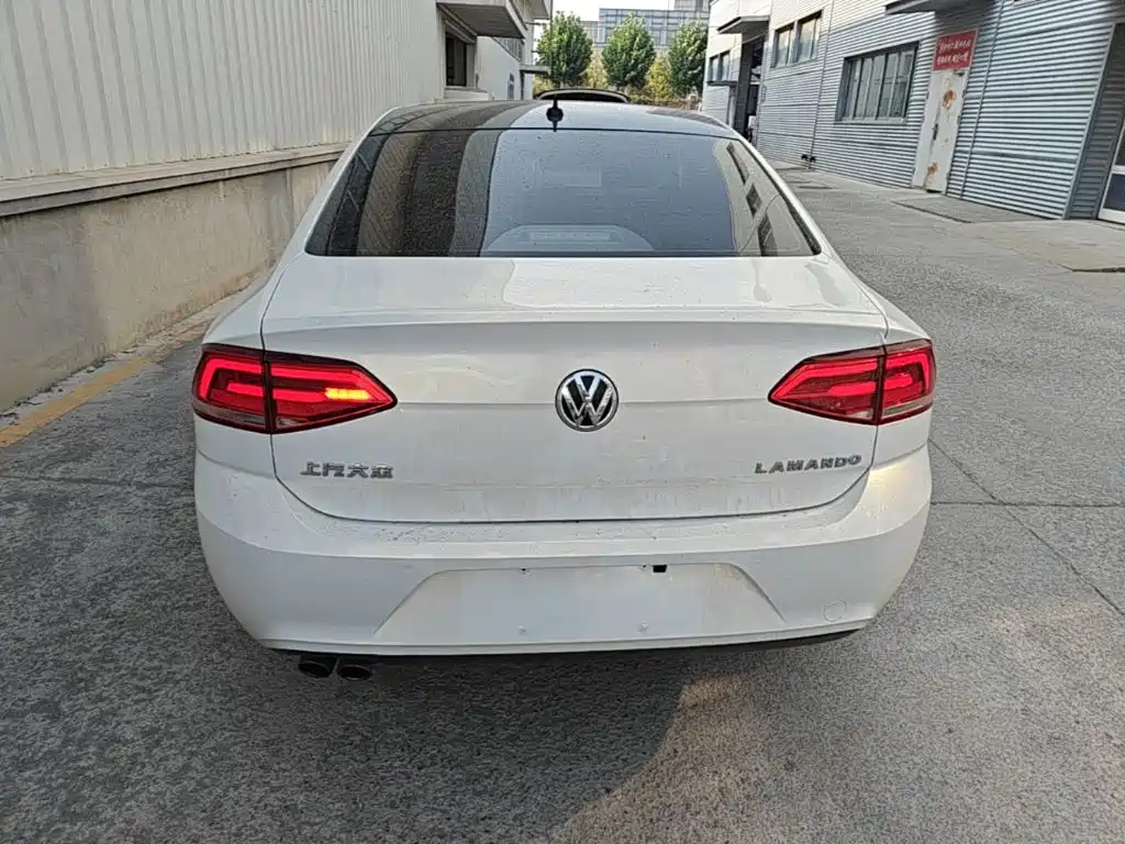 Volkswagen Lamando — миниатюра 6