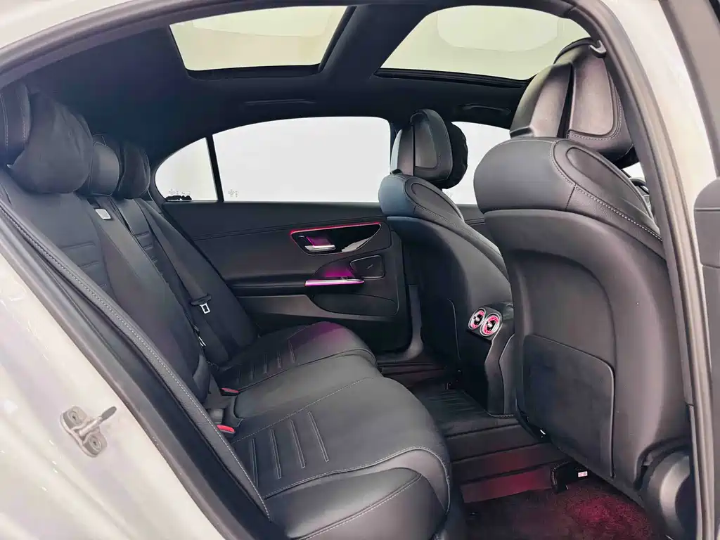 Mercedes-Benz C-Class — миниатюра 25
