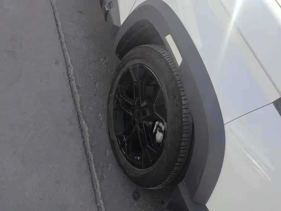 Geely Cowboy — миниатюра 6