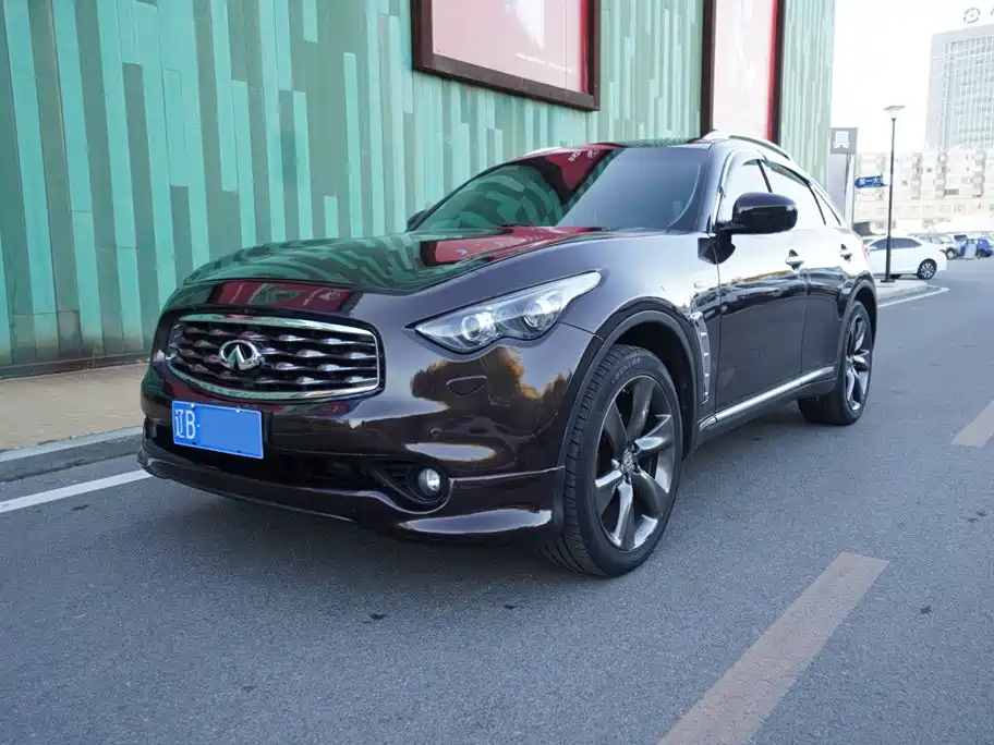 Infiniti FX