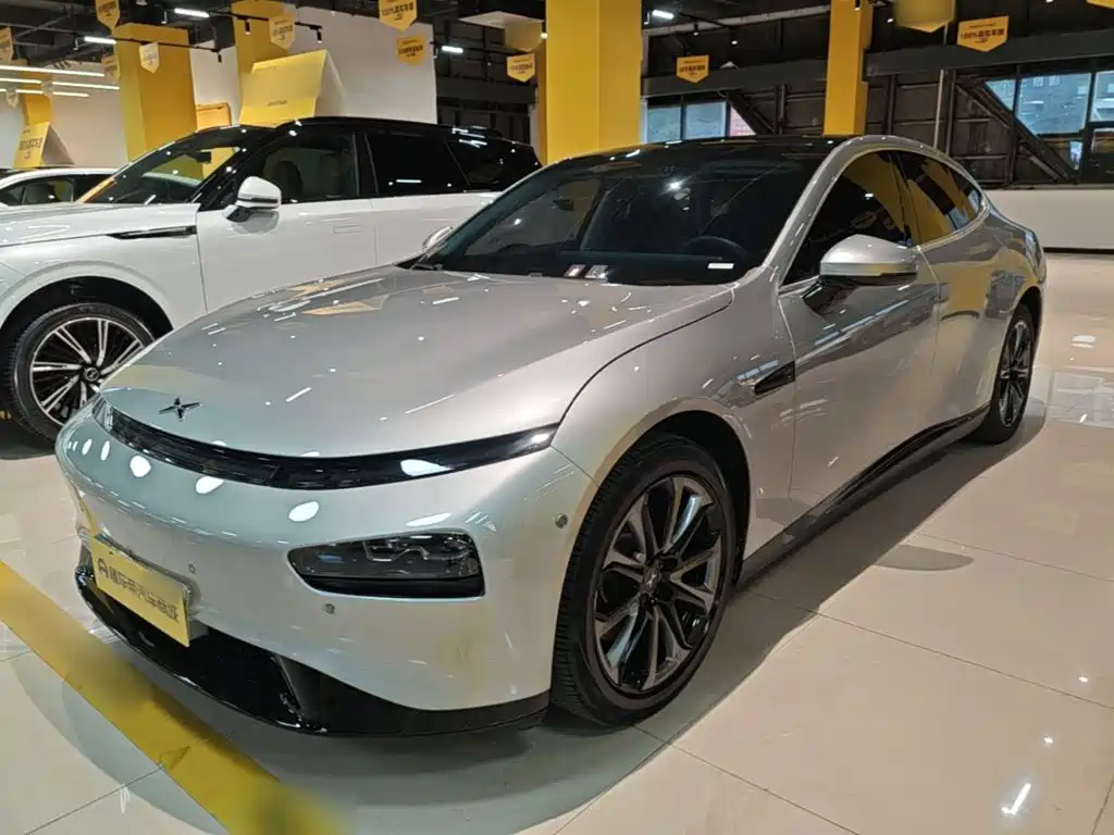 XPeng P7 — миниатюра 2