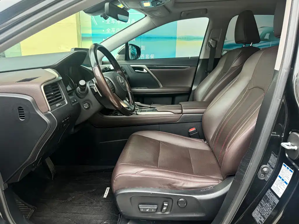 Lexus RX — миниатюра 4