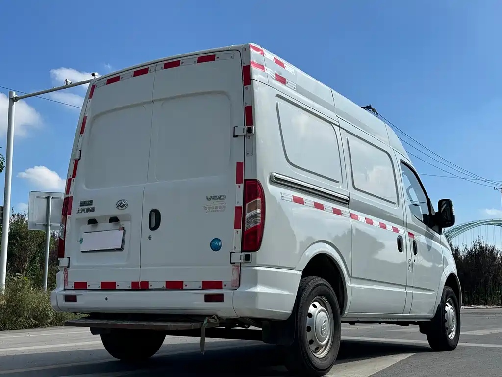MAXUS V80 — миниатюра 7