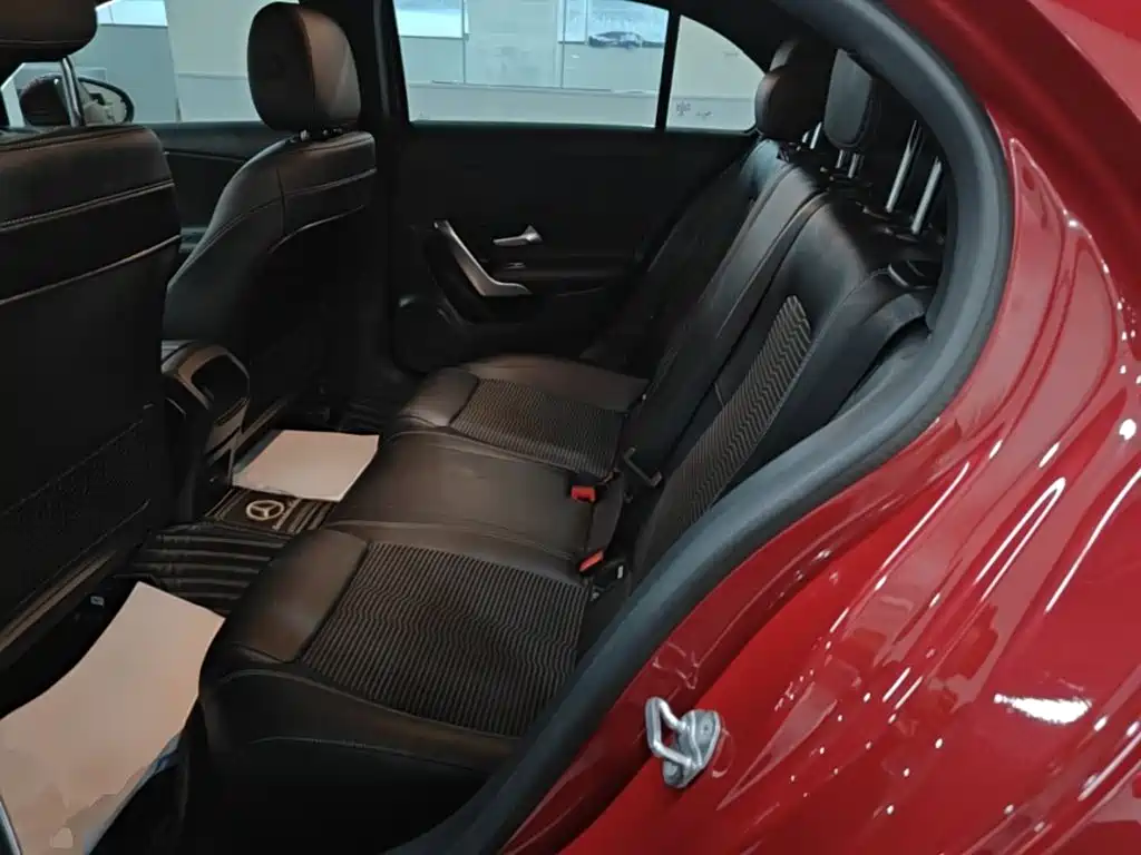 Mercedes-Benz A-Class (Import) — миниатюра 17