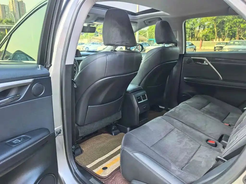 Lexus RX — миниатюра 5