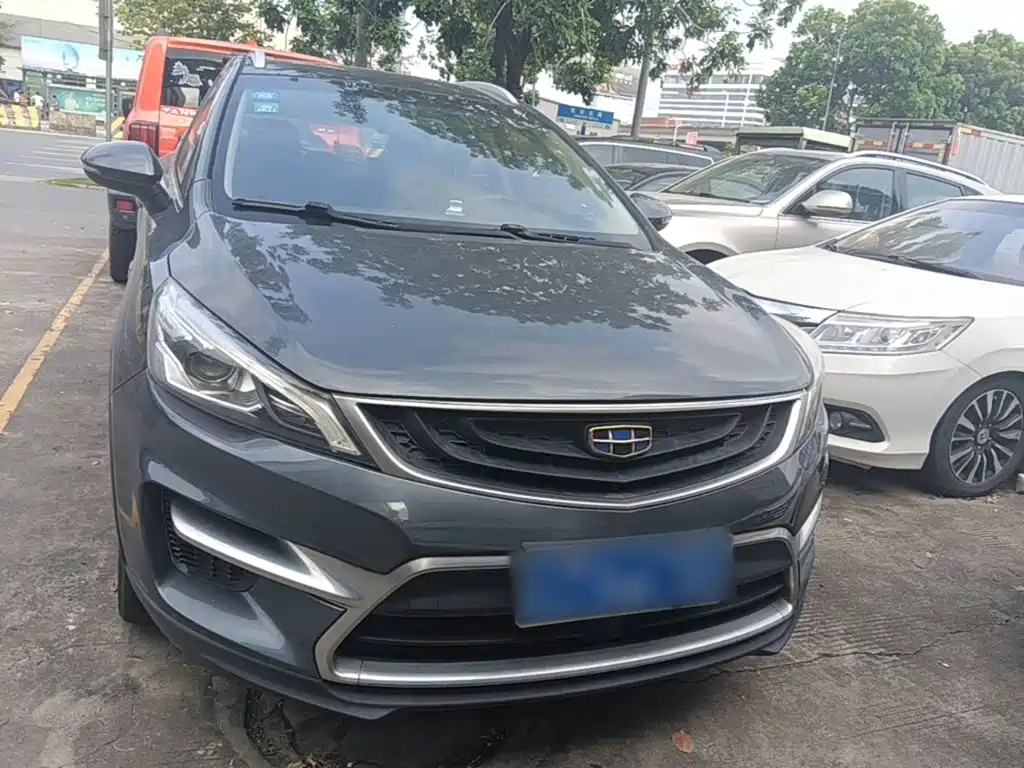 Geely Emgrand GS — миниатюра 3