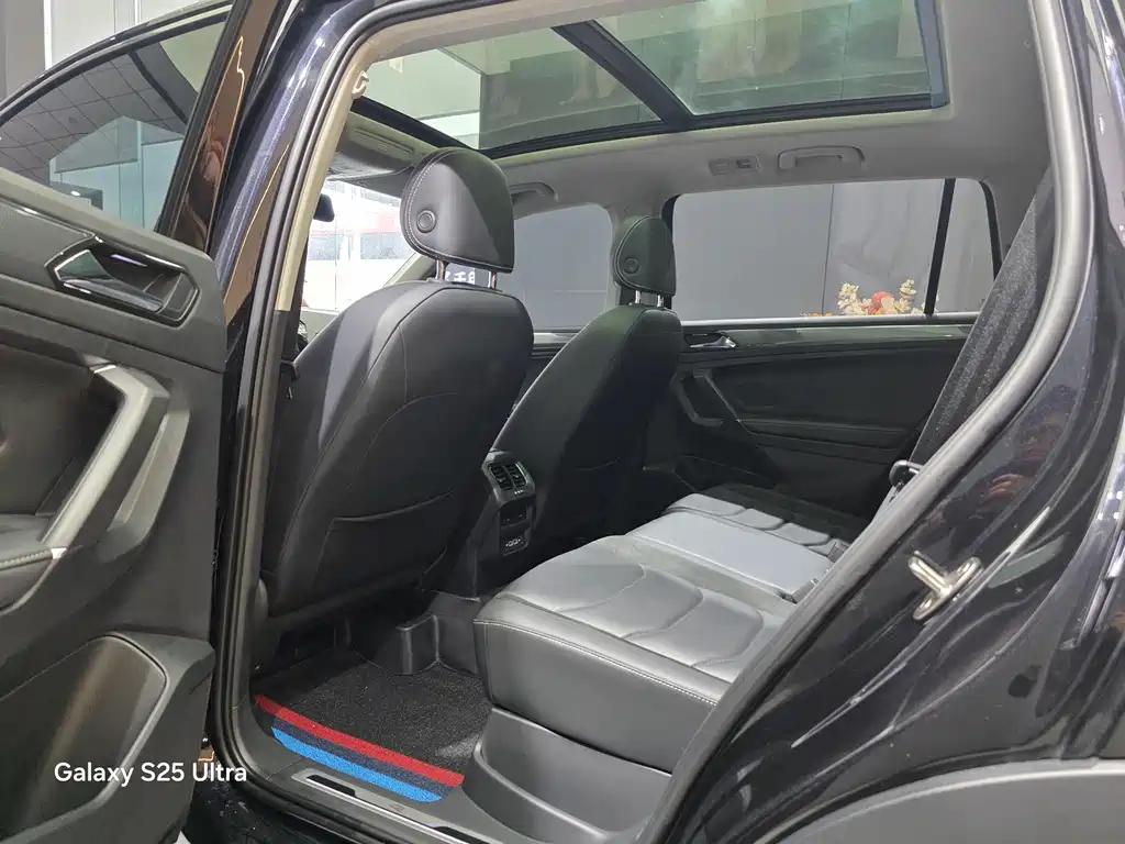 Volkswagen Tiguan L — миниатюра 5