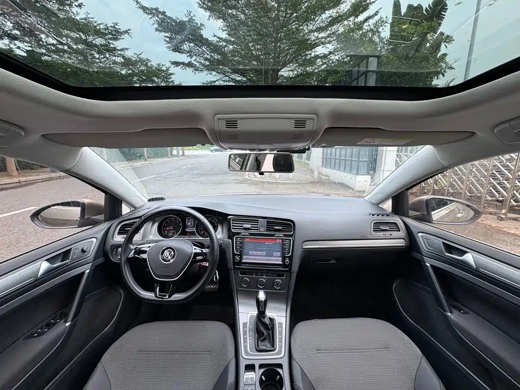 Volkswagen Golf — миниатюра 6
