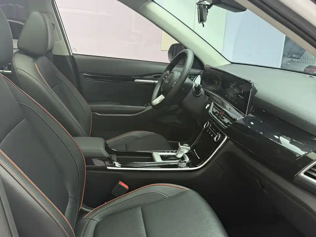 Kia Seltos — миниатюра 19