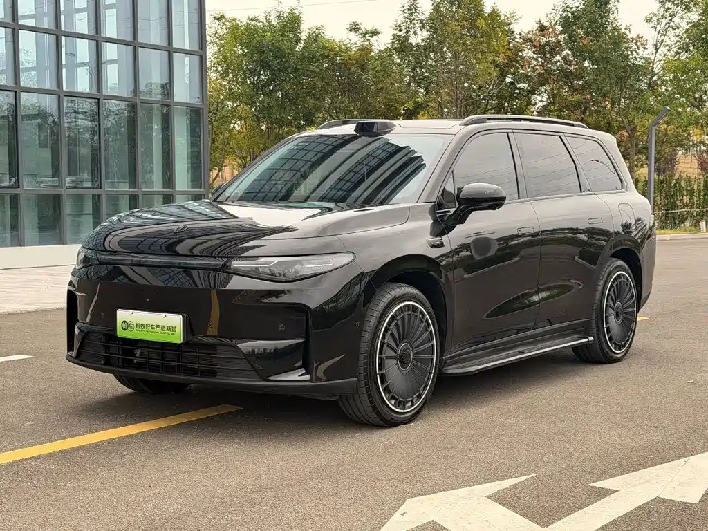 Leapmotor C16