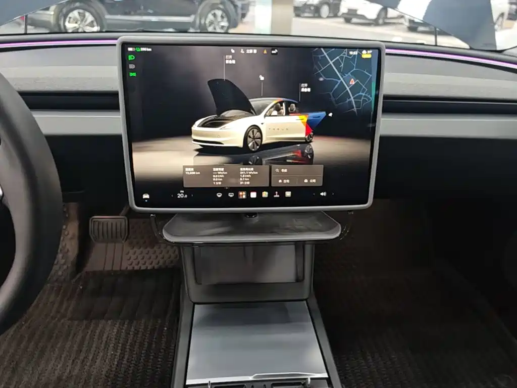 Tesla Model 3 — миниатюра 13