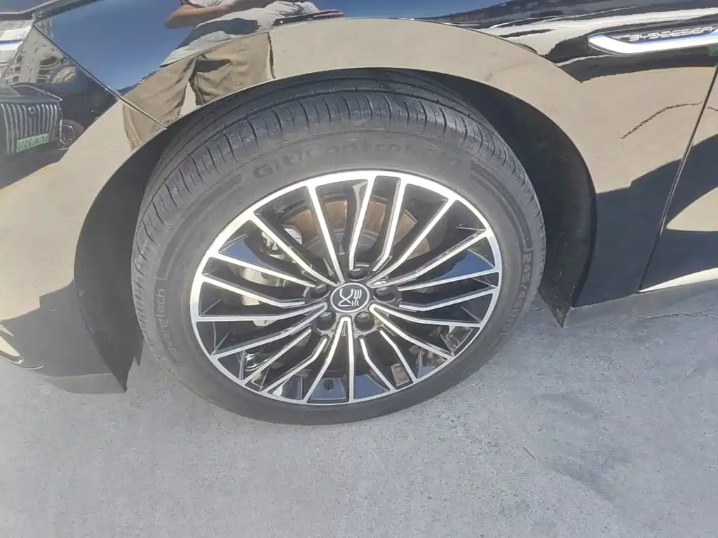 BYD Han — миниатюра 23