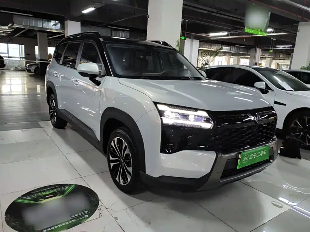Wuling Xingguang 730 New Energy — миниатюра 4
