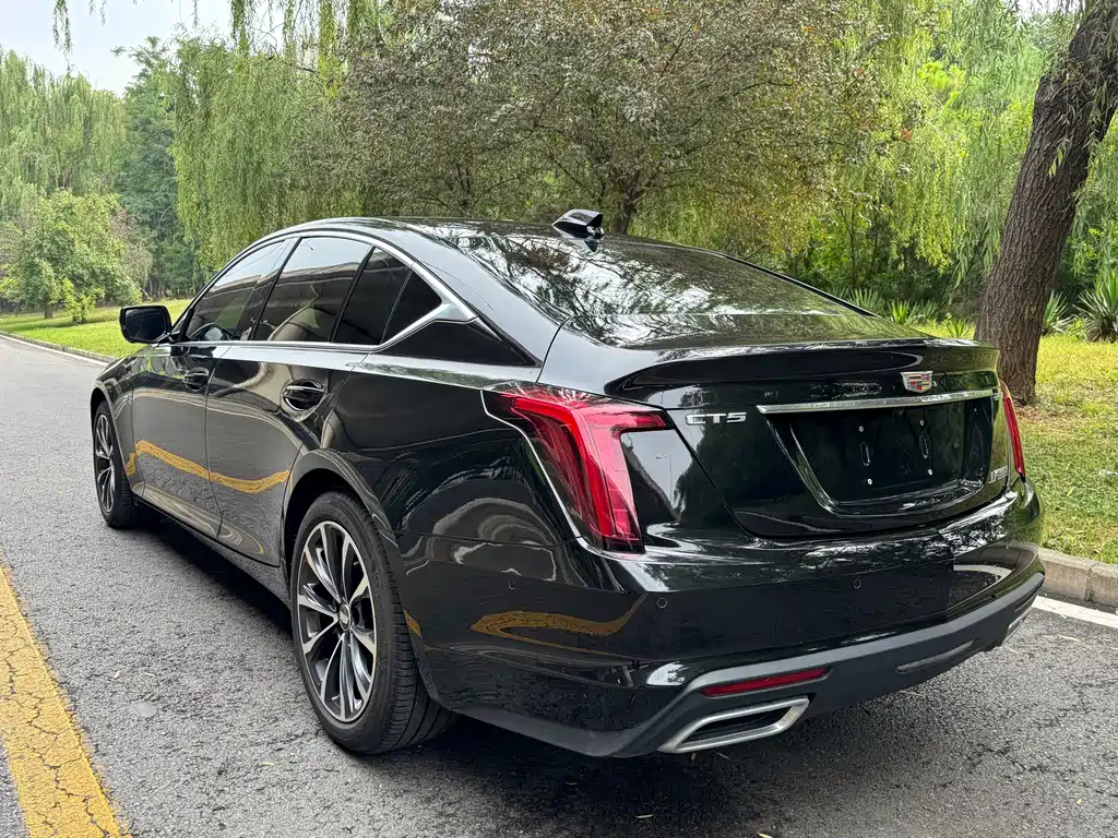 Cadillac CT5 — миниатюра 10
