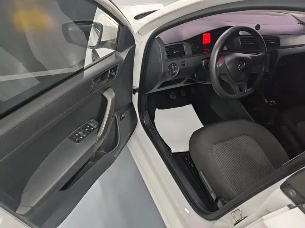 Volkswagen Santana — миниатюра 16