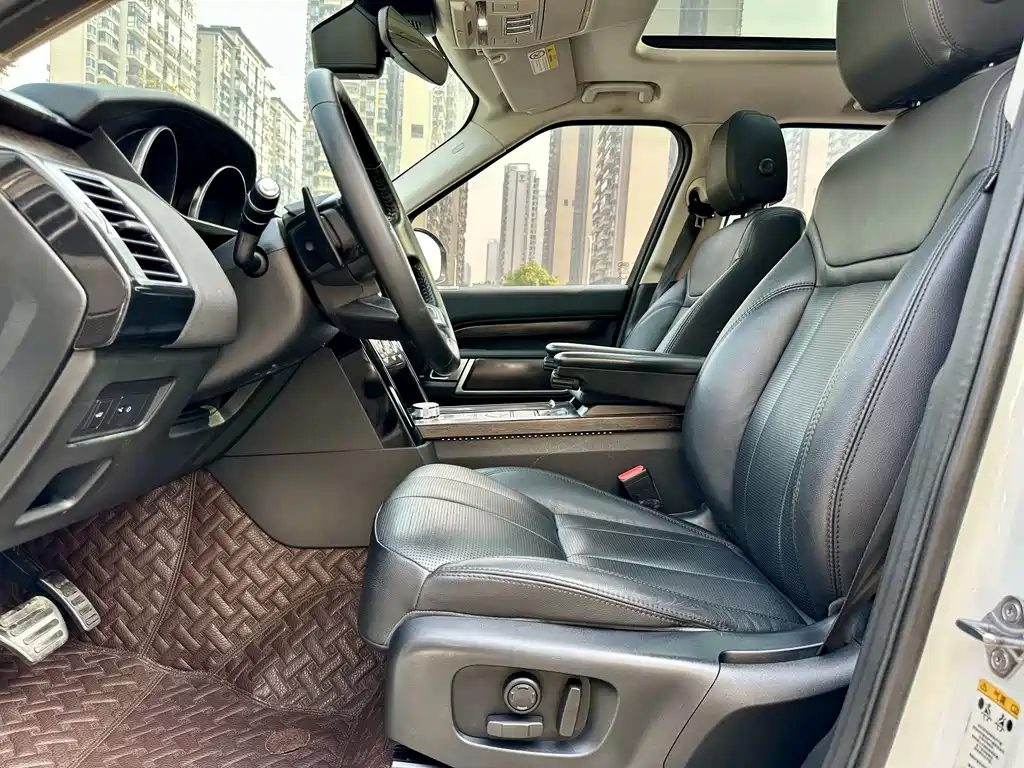 Land Rover Discovery 2019 3.0 SC V6 SE