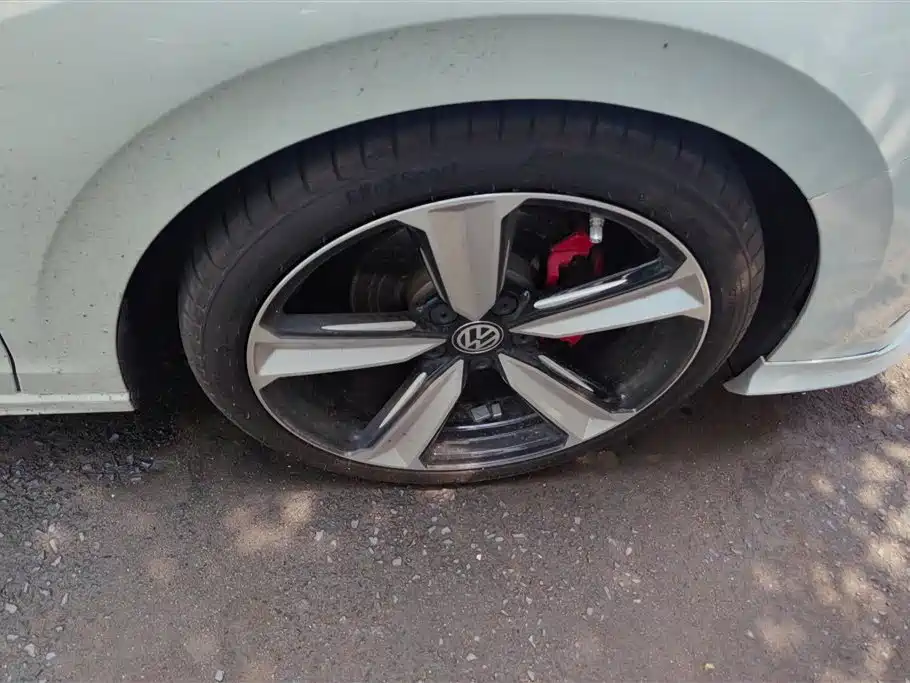 Volkswagen Bora 2023 280TSI DSG