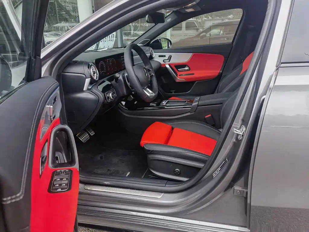 MERCEDES-BENZ A CLASS AMG