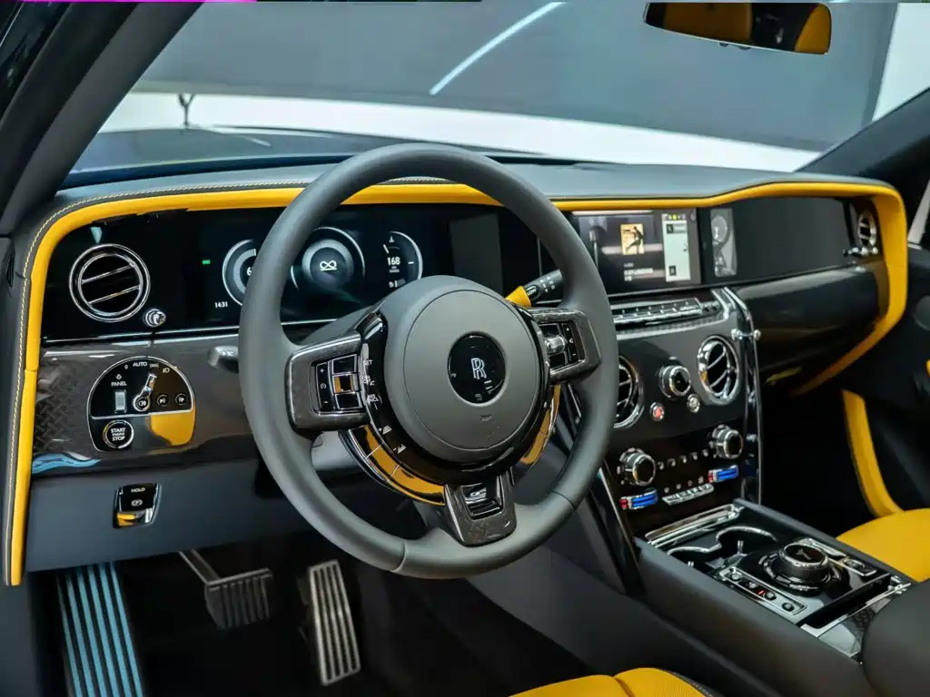 Rolls-Royce Cullinan — миниатюра 8