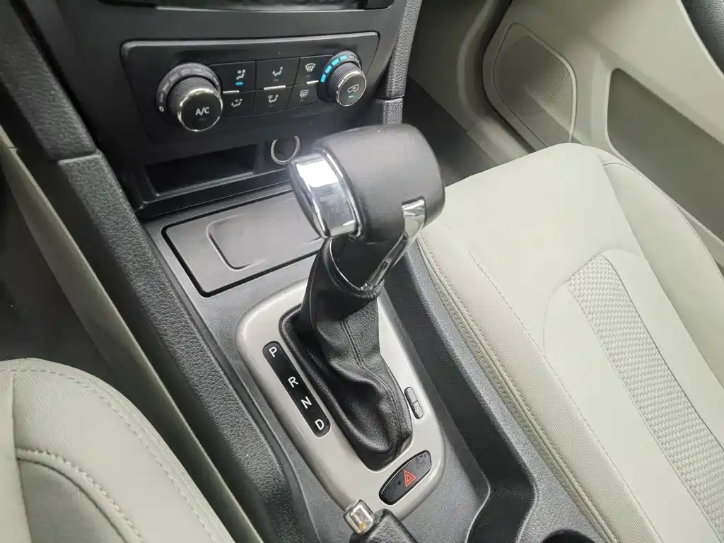 BAIC Senova D50 — миниатюра 13