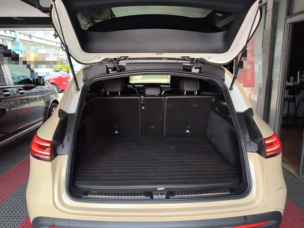 Mercedes-Benz EQC — миниатюра 19