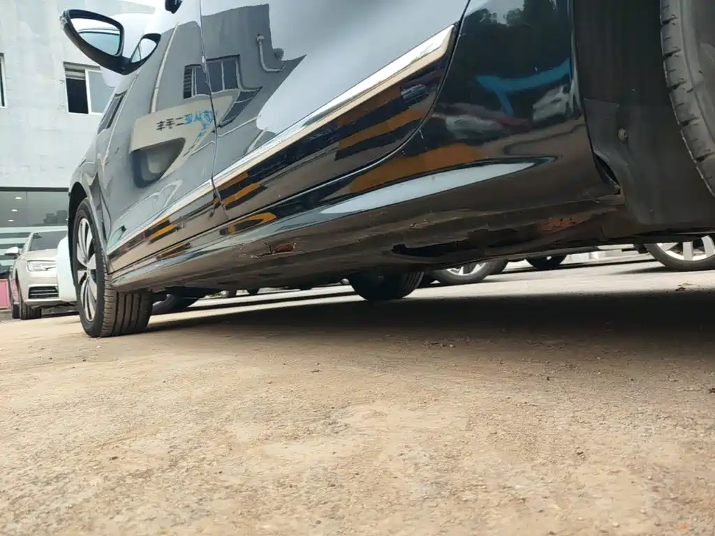 Volkswagen Sagitar — миниатюра 22
