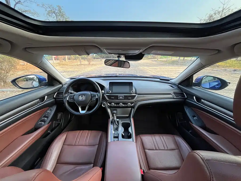 Honda Accord — миниатюра 10