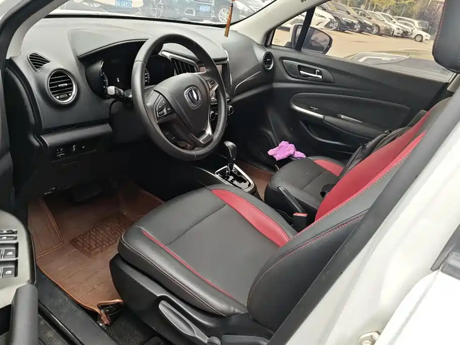 Changan CS15 — миниатюра 9
