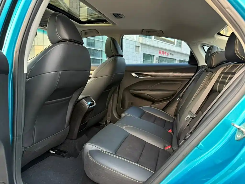 Geely Binrui — миниатюра 5