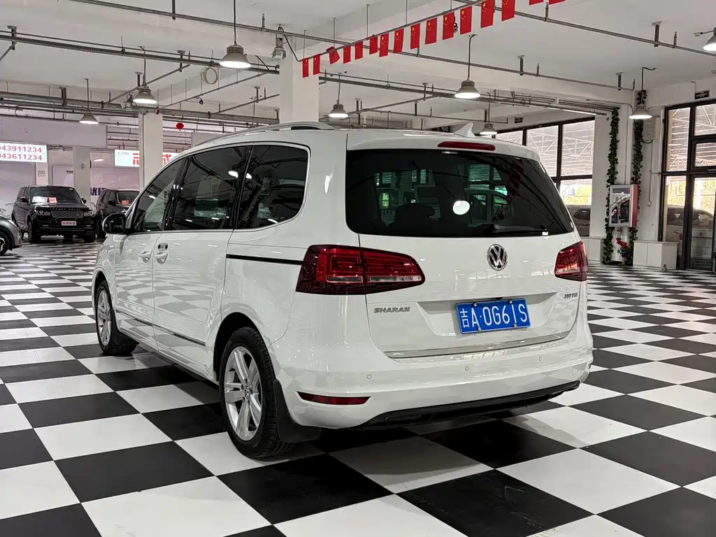 Volkswagen Sharan — миниатюра 6
