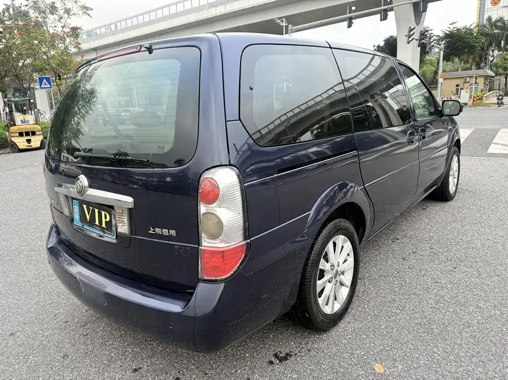 Buick GL8 2014 2.4L