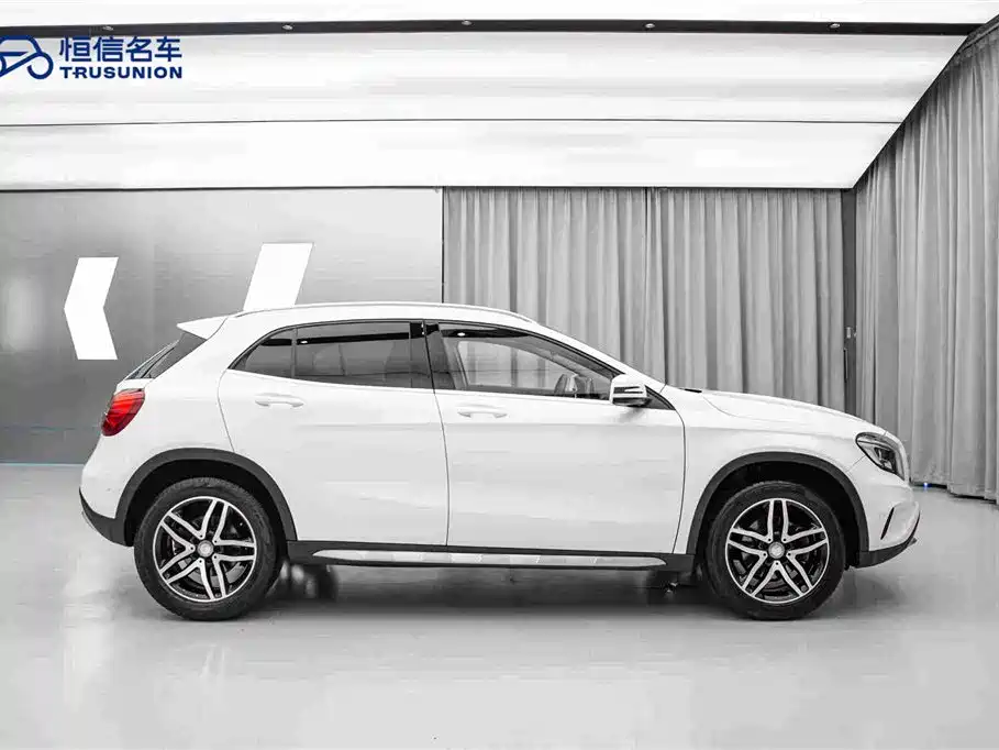 Mercedes-Benz GLA — миниатюра 4