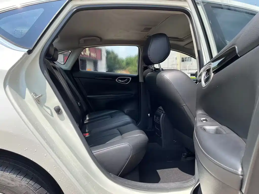 Nissan Sylphy — миниатюра 10