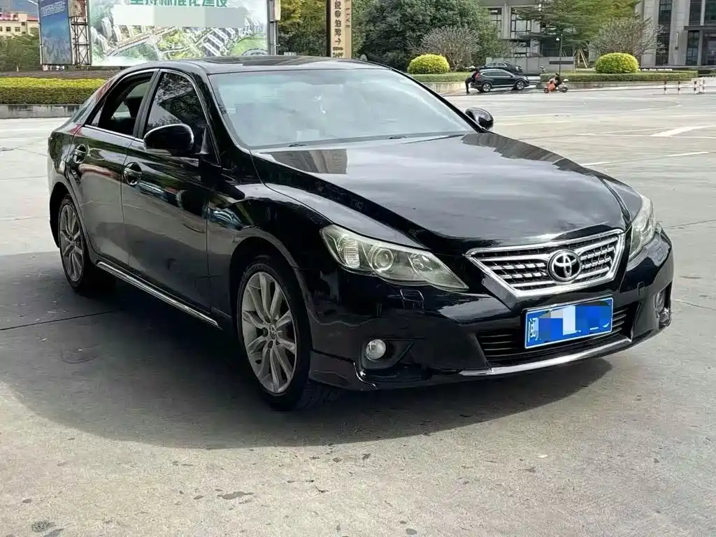 Toyota Reiz — миниатюра 3