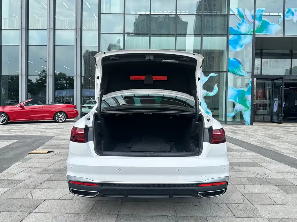 Audi A4L — миниатюра 30