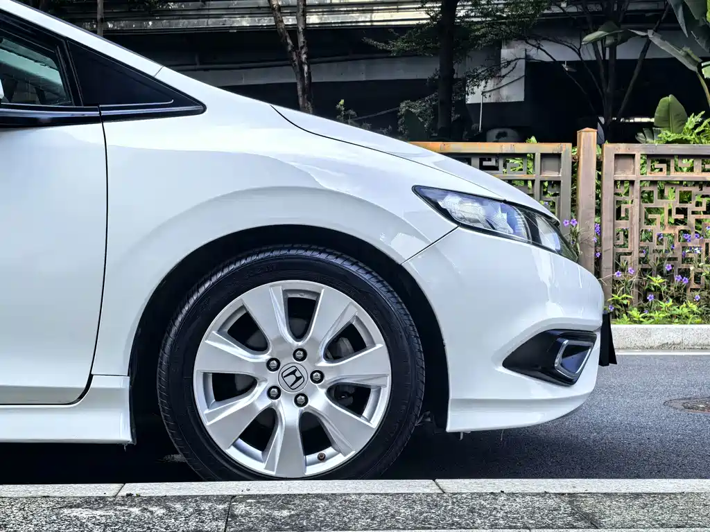 Honda Jade — миниатюра 11