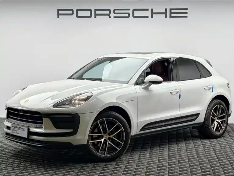 Porsche Macan 2024