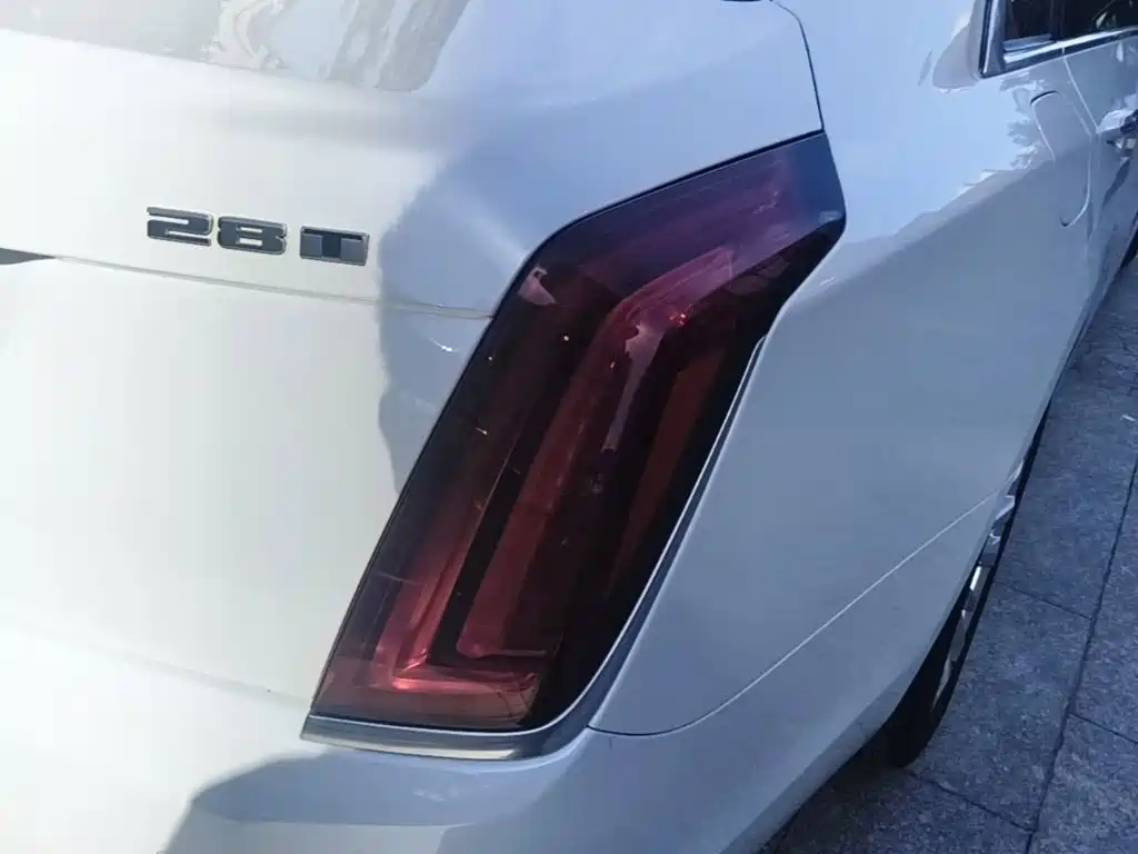 Cadillac CT6 — миниатюра 8