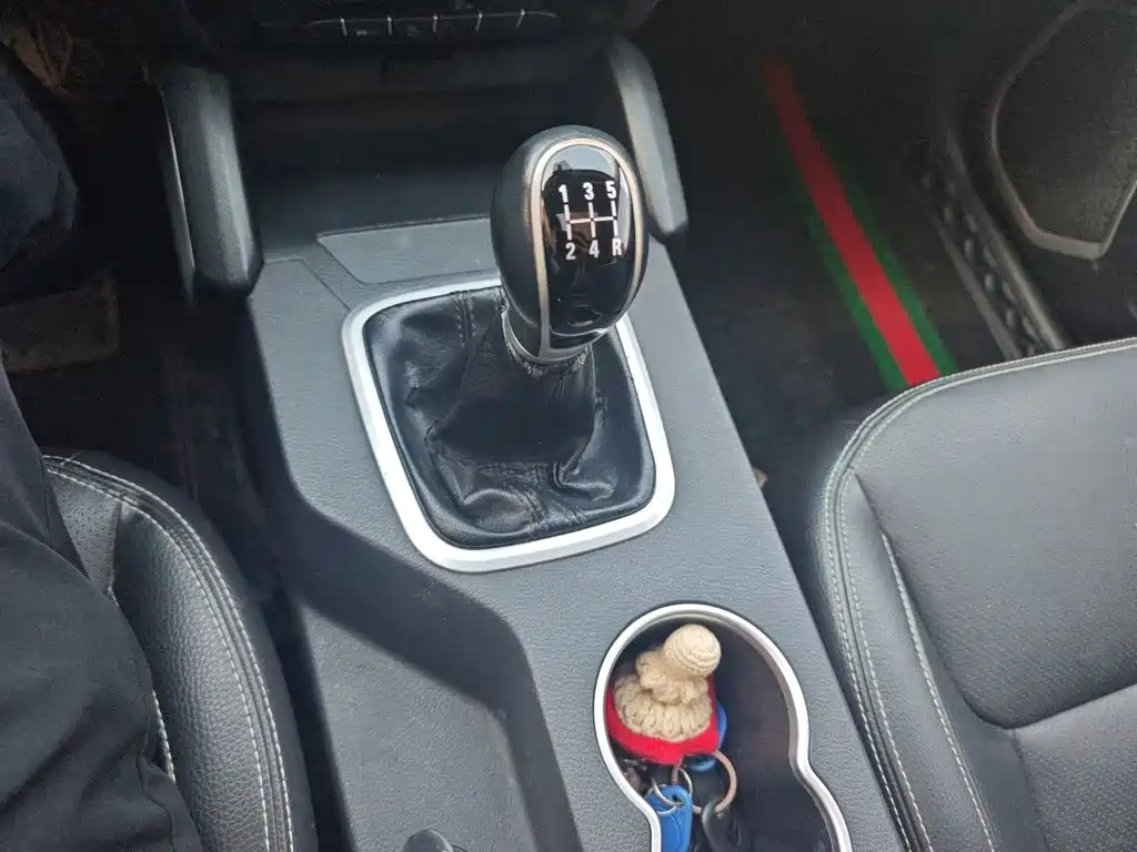 Geely Vision X6 — миниатюра 15
