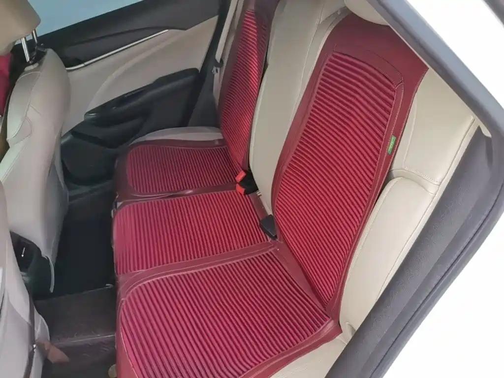 Buick Excelle — миниатюра 17