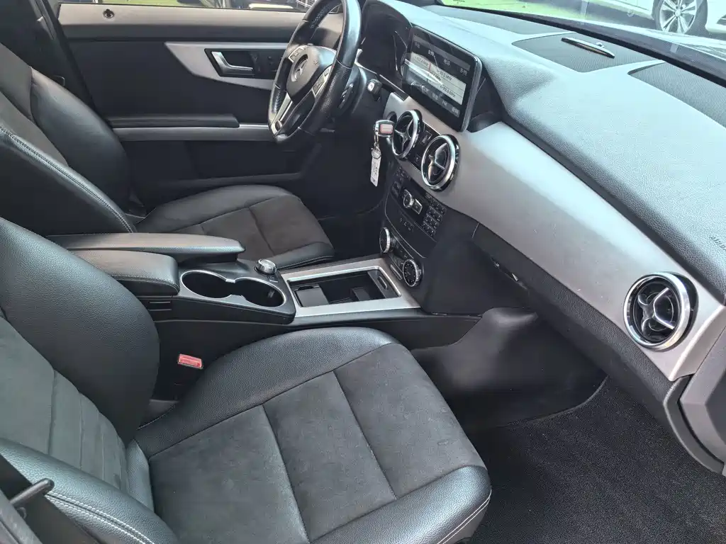 Mercedes-Benz GLK-Class — миниатюра 9