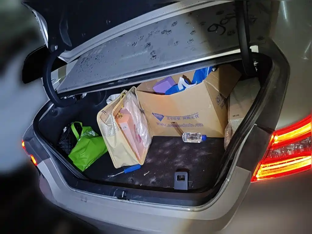 Toyota Camry — миниатюра 20