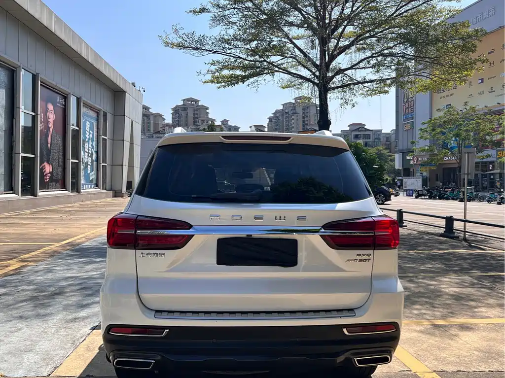 Roewe RX8 — миниатюра 5