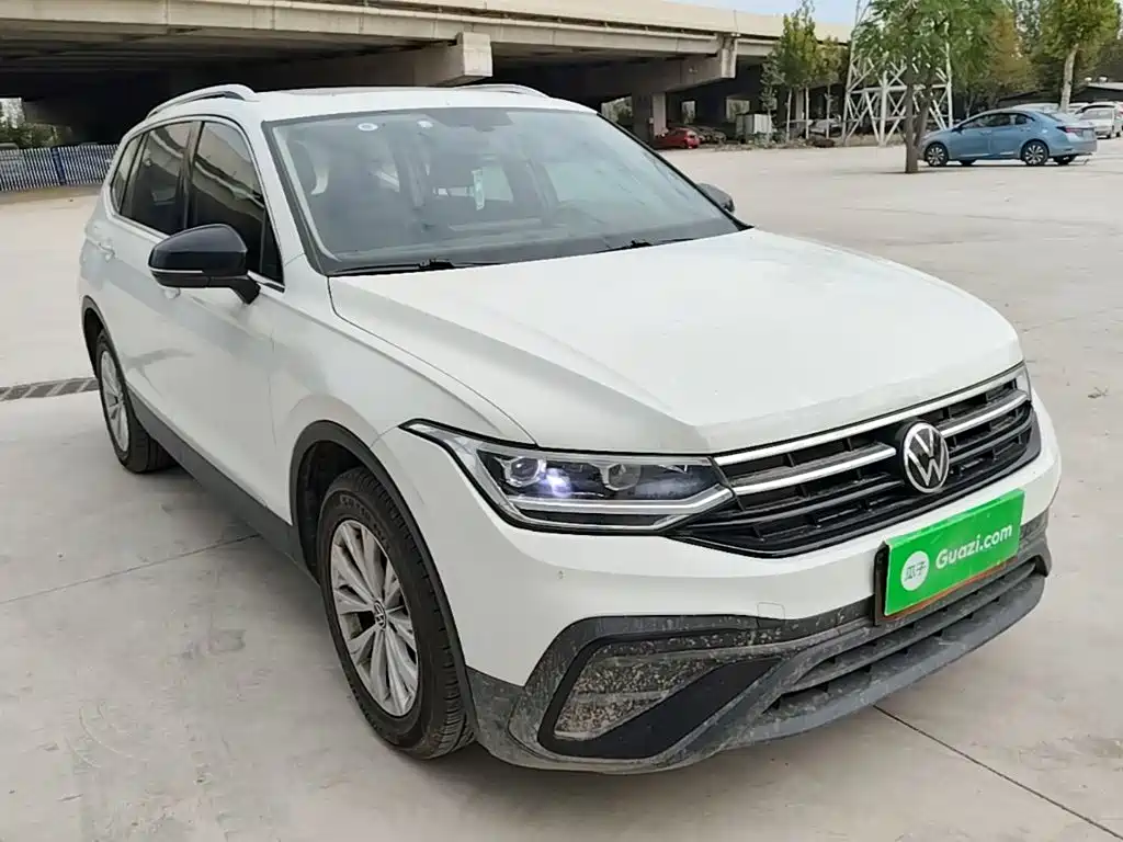 Volkswagen Tiguan L 2024 — фото 3