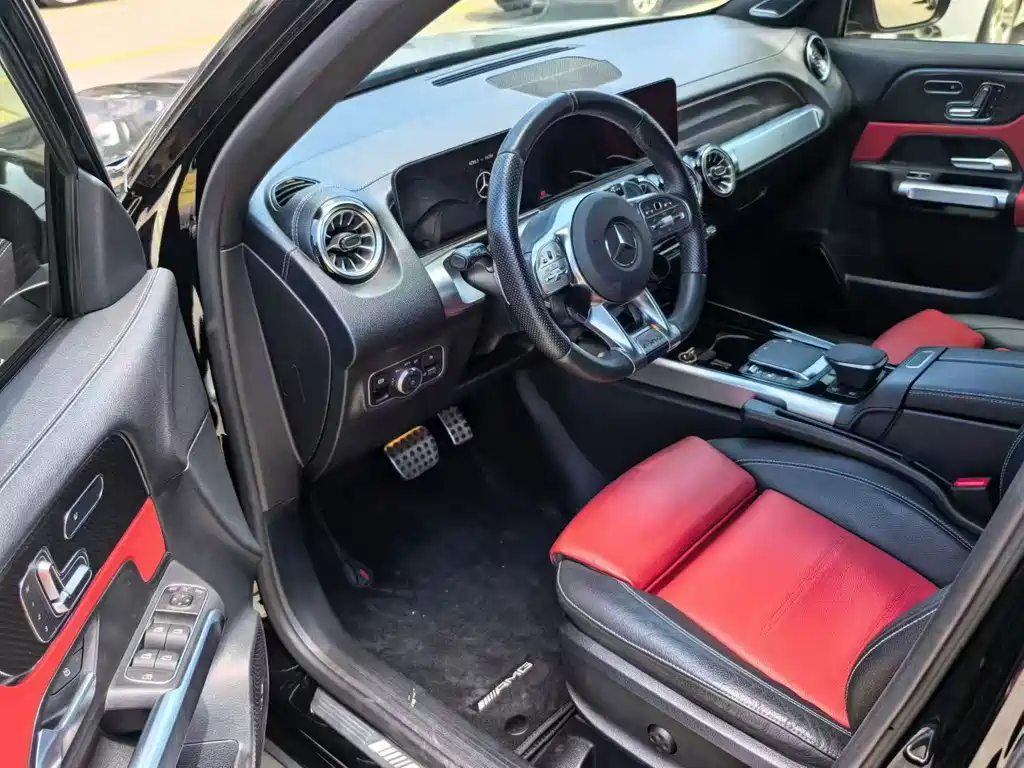 Mercedes-Benz GLB AMG — миниатюра 4