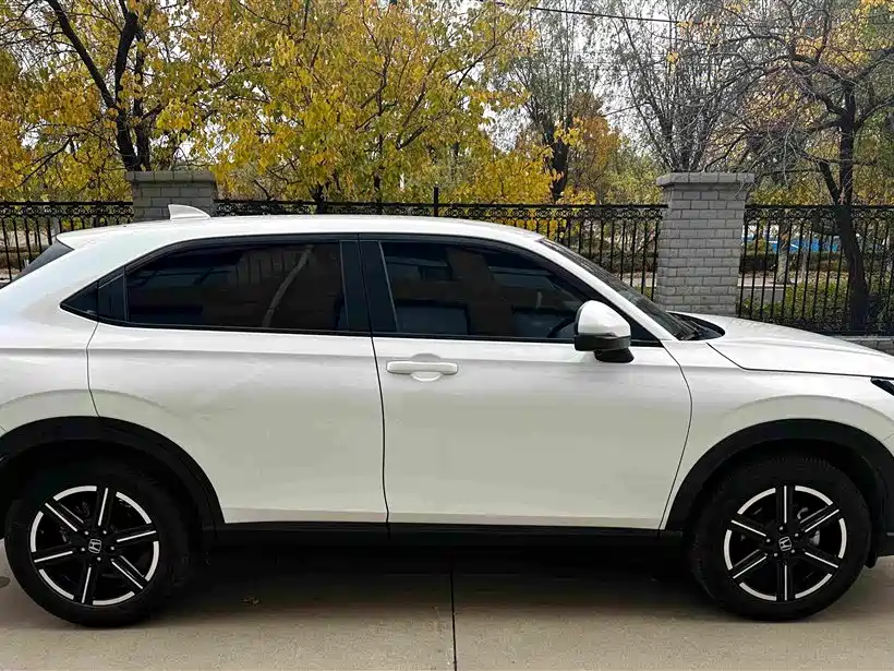 Honda Vezel 2023 — фото 10
