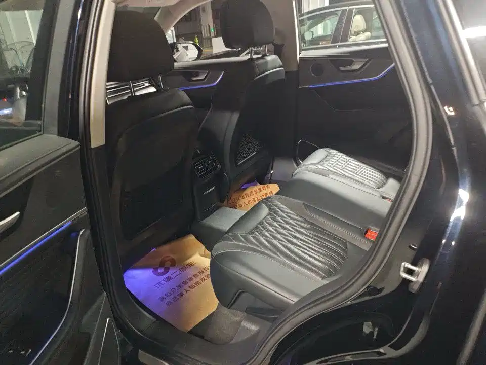 Hongqi Hongqi HS5 — миниатюра 7
