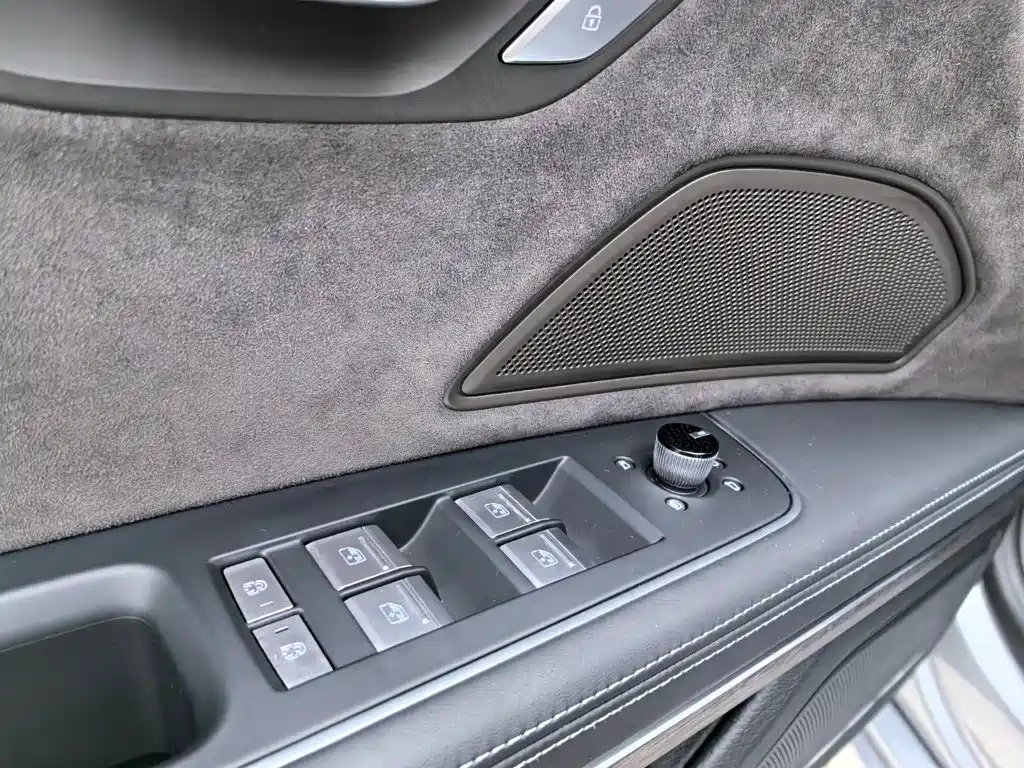 Audi A8 — миниатюра 17