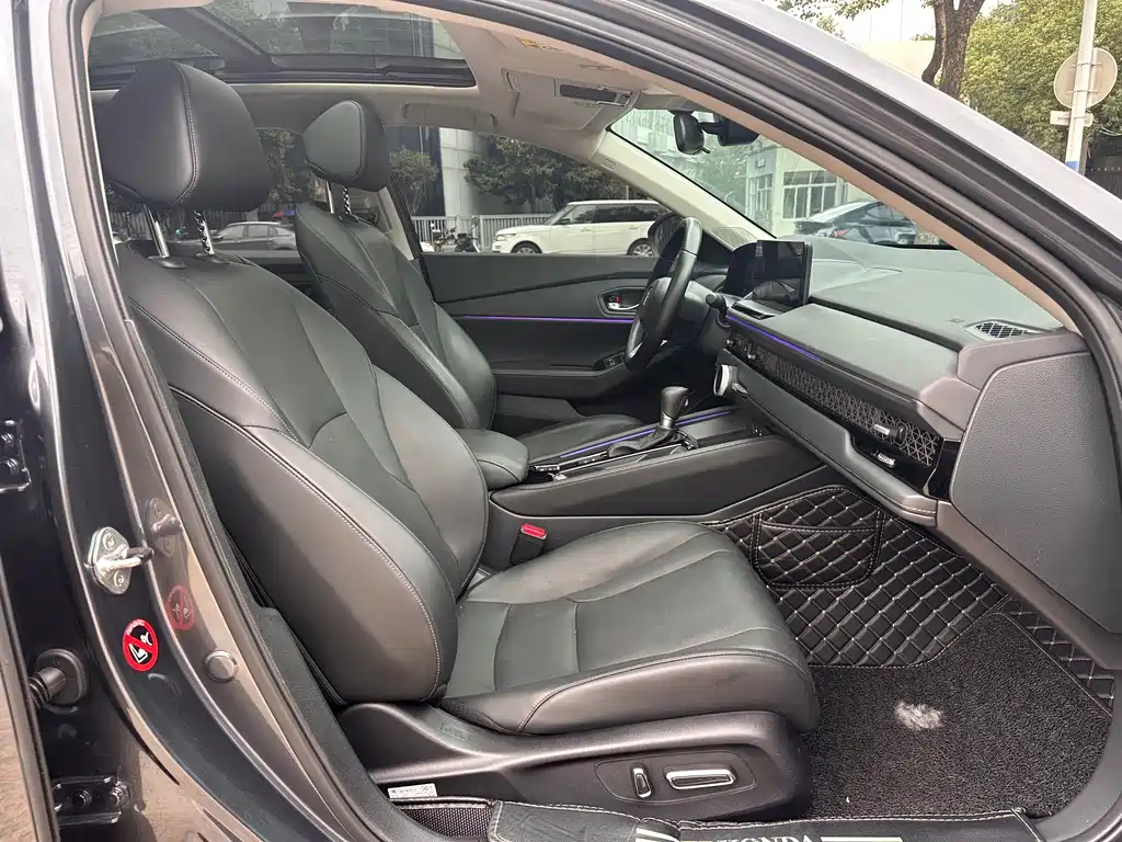 Honda Accord — миниатюра 13